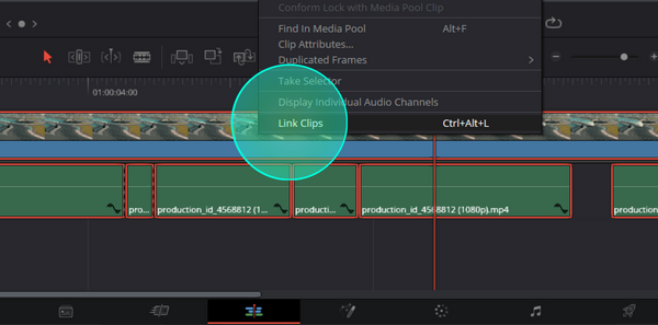 Unchecking 'Link Clips' checkbox in DaVinci Resolve 18